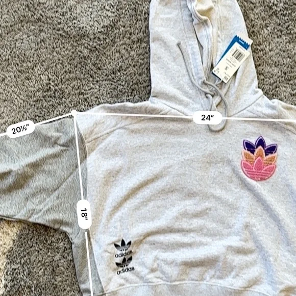 NWT Adidas Women’s Logo Play Cropped Hoodie Size Small - Picture 8 of 8